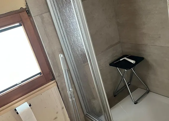 Casa de Férias Lovingly Renovated 120-year-old Train Car! *